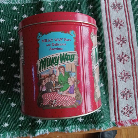 BUY ONE, GET ONE FREE TIN - Milky Way Candy Collectable Vintage Tin 1989 - Picture 2 of 3